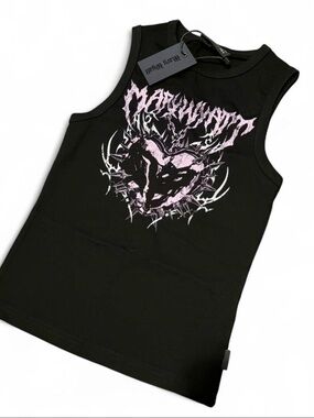 Mary Wyatt Graphic Heart